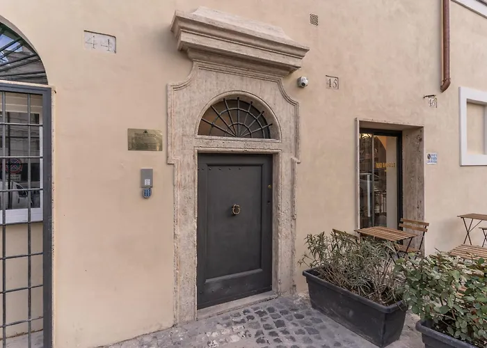 La Grotta Di Ottavia Rom
